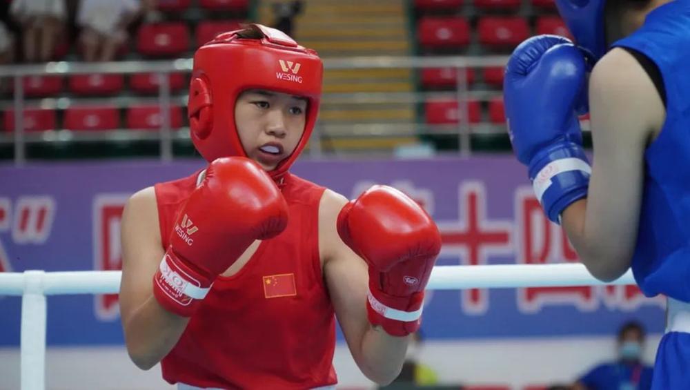 犍为选手万小钰为乐山夺得省运会拳击首金