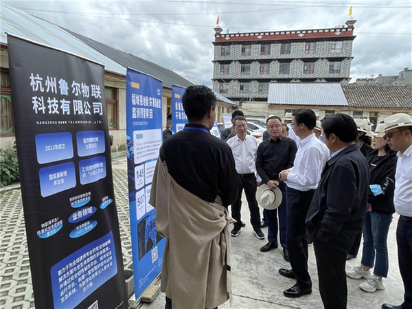 杭州市余杭区代表团赴甘孜州稻城县开展对口支援工作