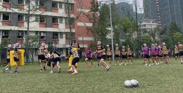 青神县：“橄”想“橄”拼 小小橄榄球推动体教融合大发展