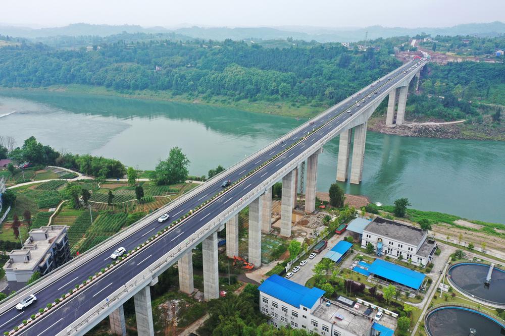 武胜县：加大交通基础设施建设  助推同城融圈协调发展