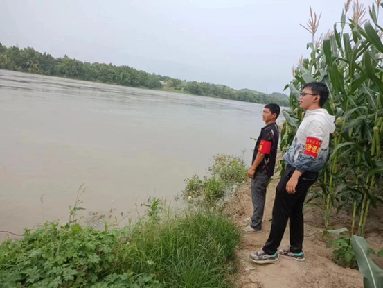 简阳市石桥街道：加强宣传劝导 筑牢安全屏障