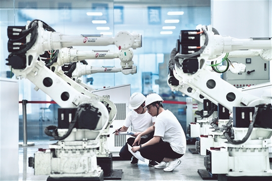 青神县:拼出产业发展加速度