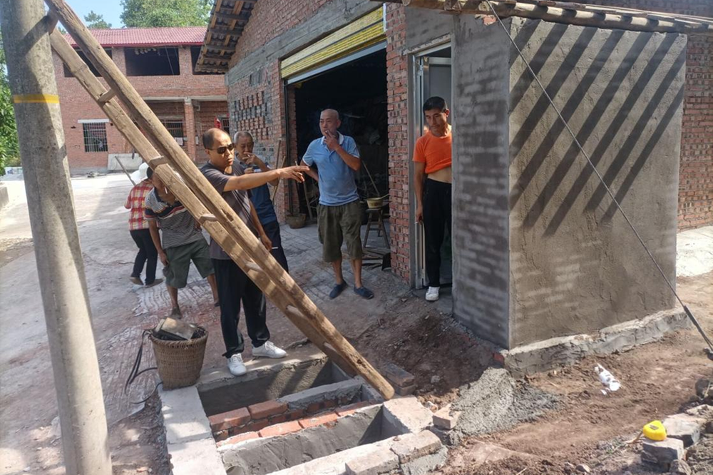 新桥街道切实推进“厕所革命”建设