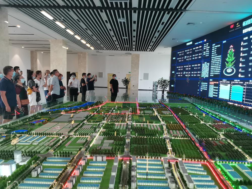 南江县光雾山农业发展众创空间组团赴陕西杨凌农业高新技术产业示范区考察学习