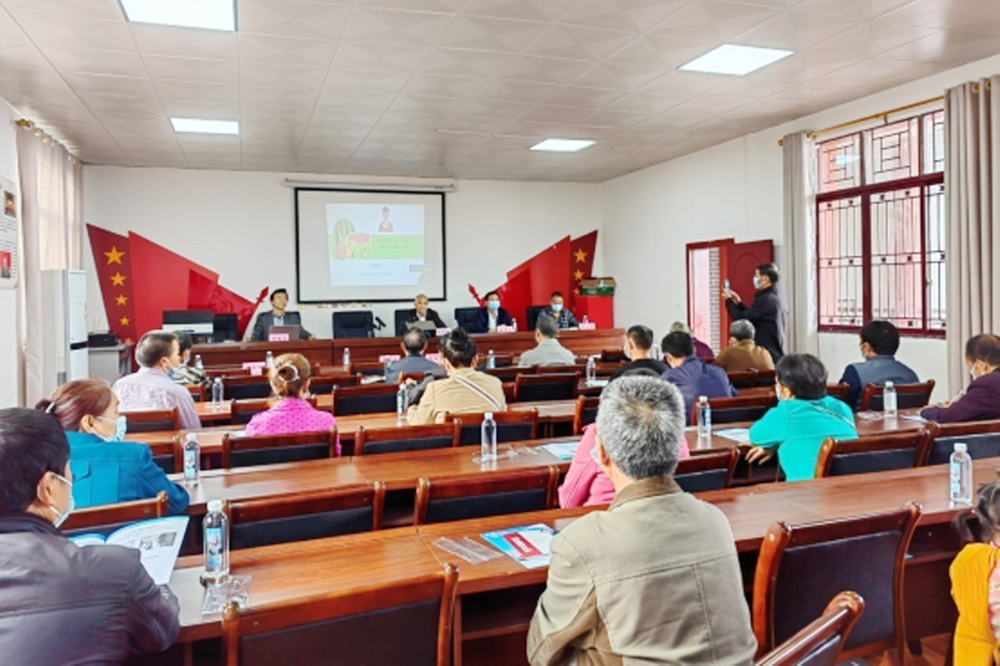 蓬安县新型农业技术协会举办农村科普知识培训活动