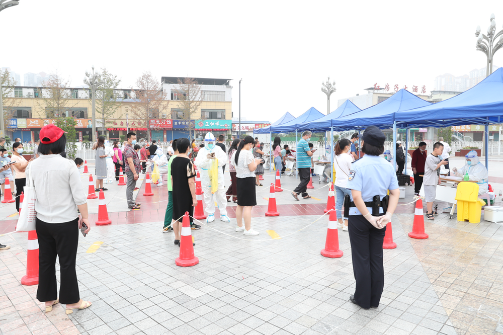 一切为了群众的生命安全健康