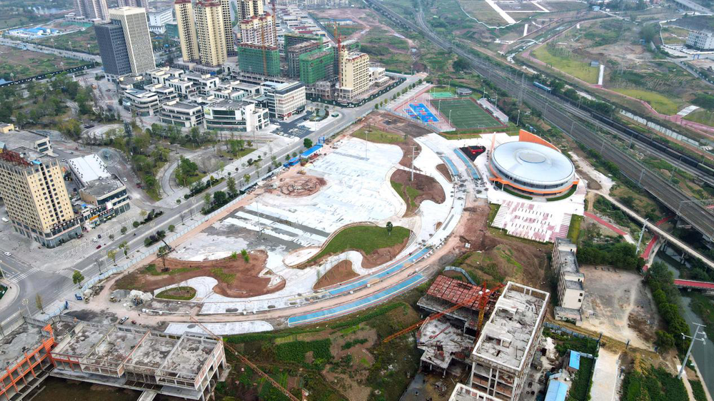 前锋海绵运动广场将于下月竣工