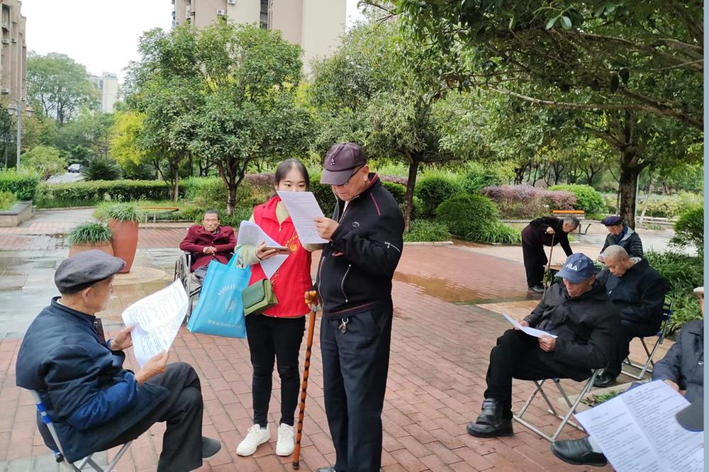 蓬安县科协开展“创建全国文明城市”宣传活动