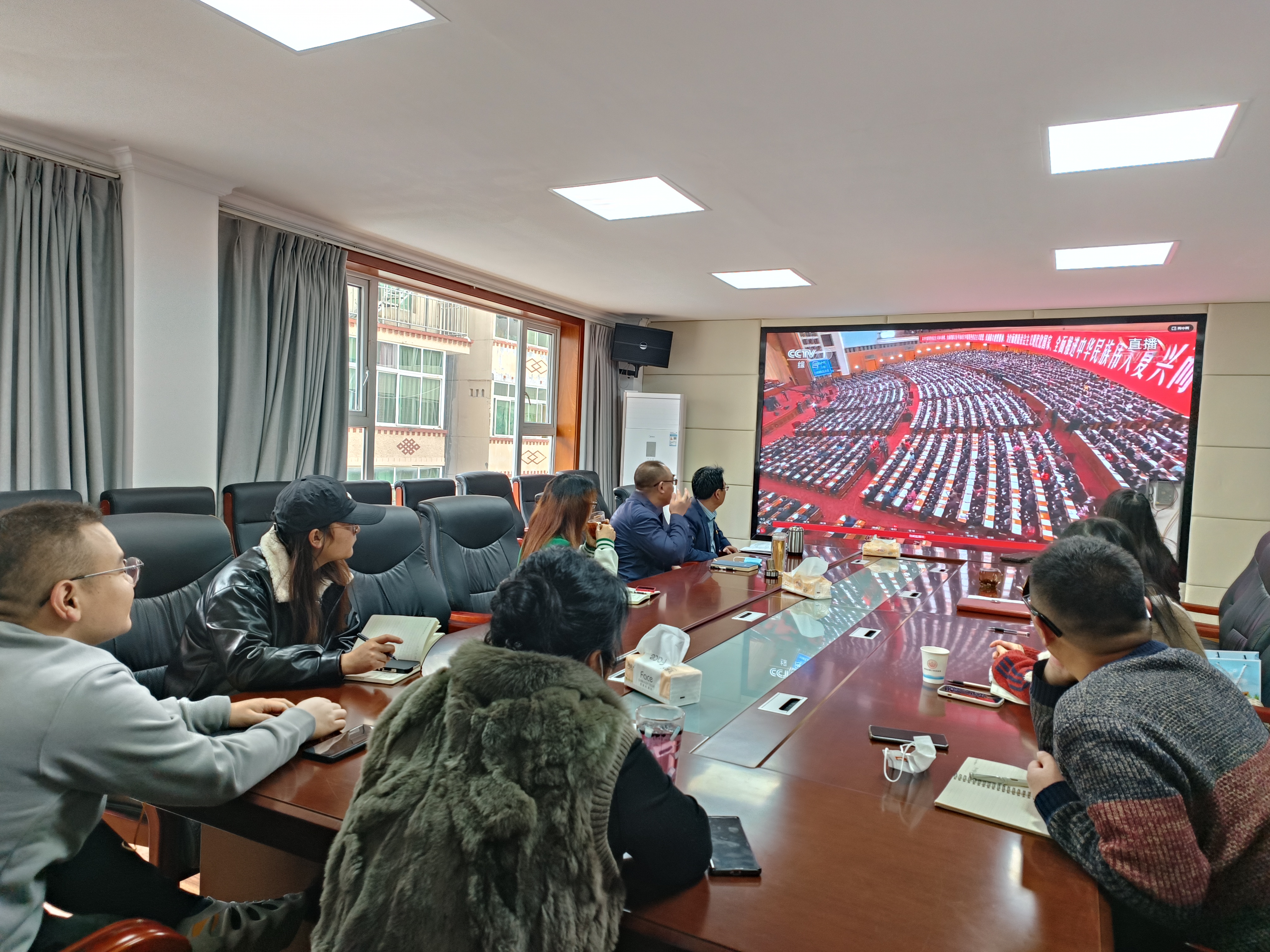 阿坝州科协系统组织收看党的二十大开幕会