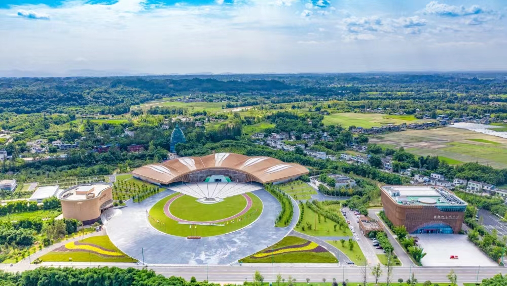 青神县：践行绿色发展理念 高质量发展竹产业