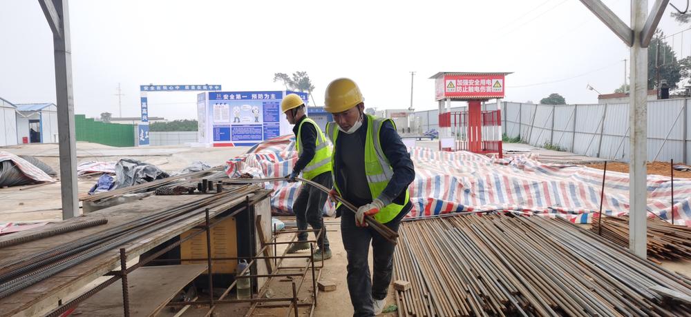 丹棱县：千方百计抓项目 全力以赴促发展