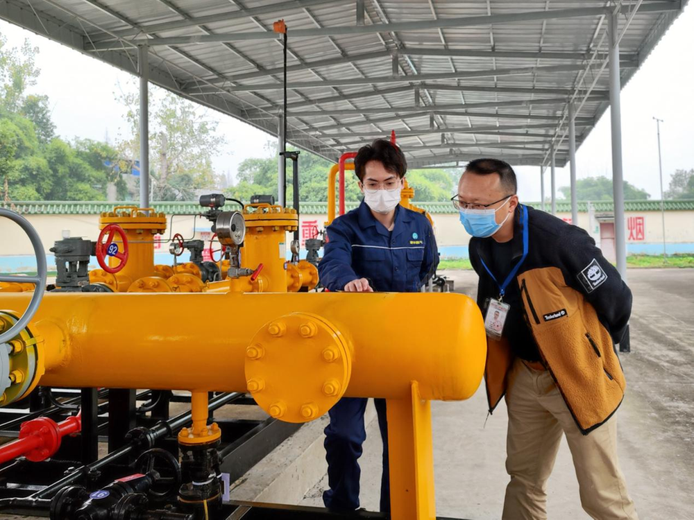 岳池县开展特种设备安全“打非治违”专项执法检查