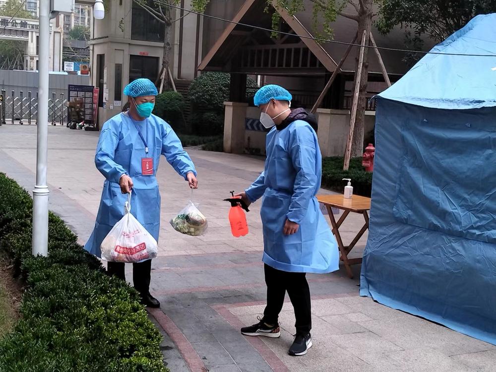 内江东兴：抗“疫”生产两不误