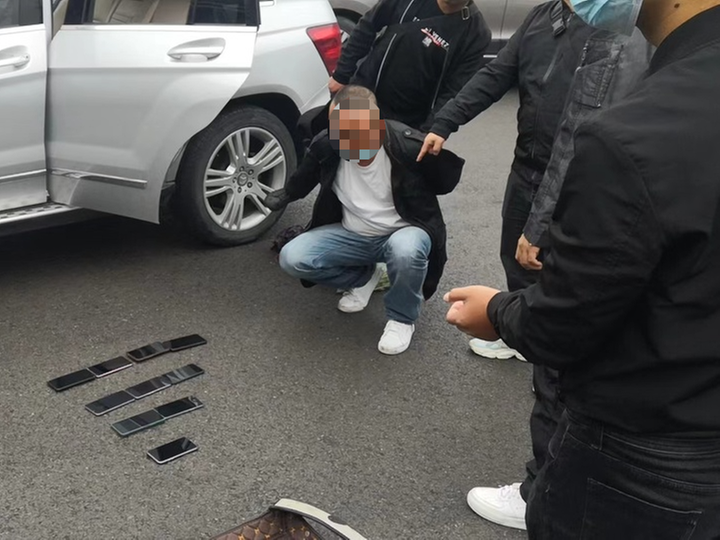 岳池县公安局3小时打掉一个流窜扒窃团伙