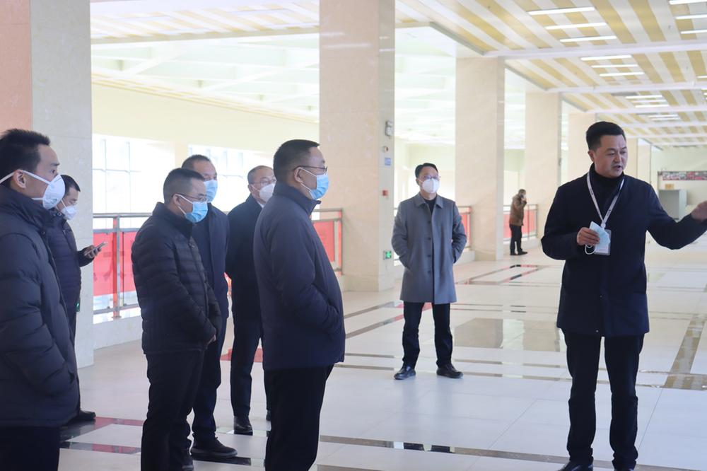 武胜县委书记谭云深入嘉浩运业调研清廉企业文化建设