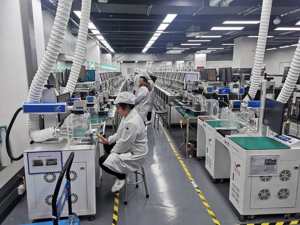 洪雅县：铆足干劲忙生产 全力冲刺“开门红”