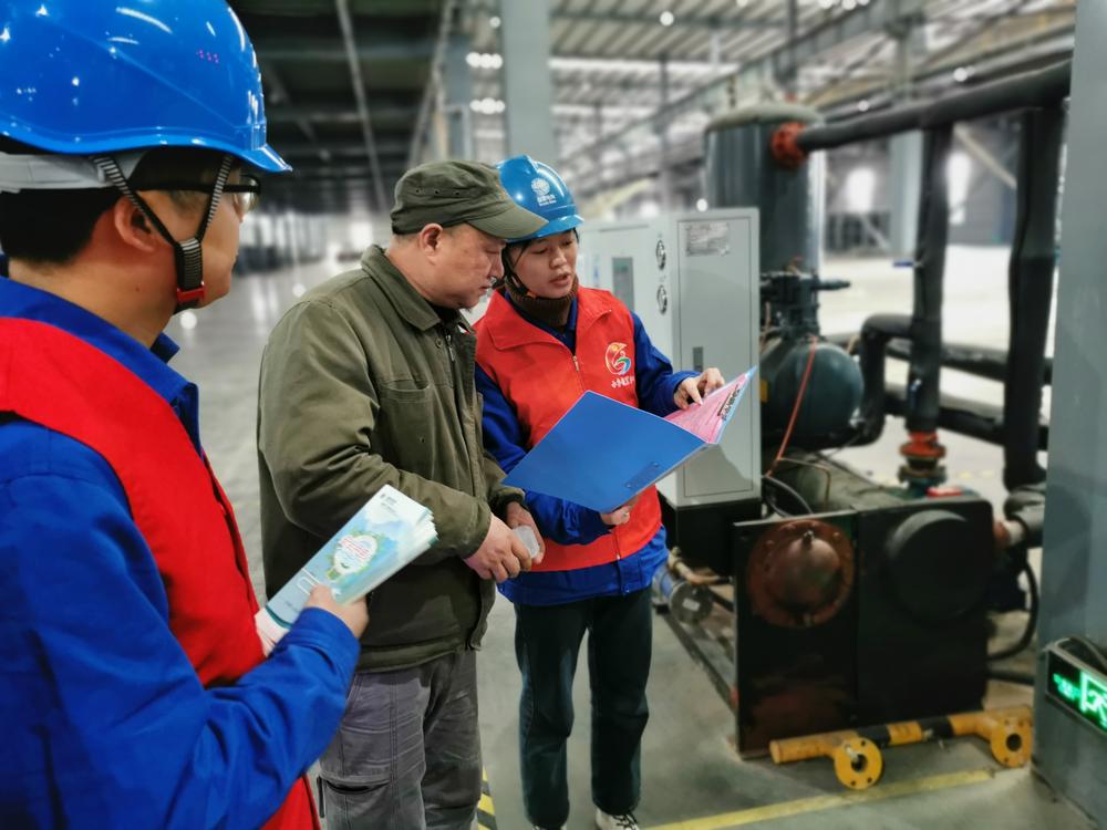 国网邻水县供电公司：精准助力高竹新区企业“开门红”