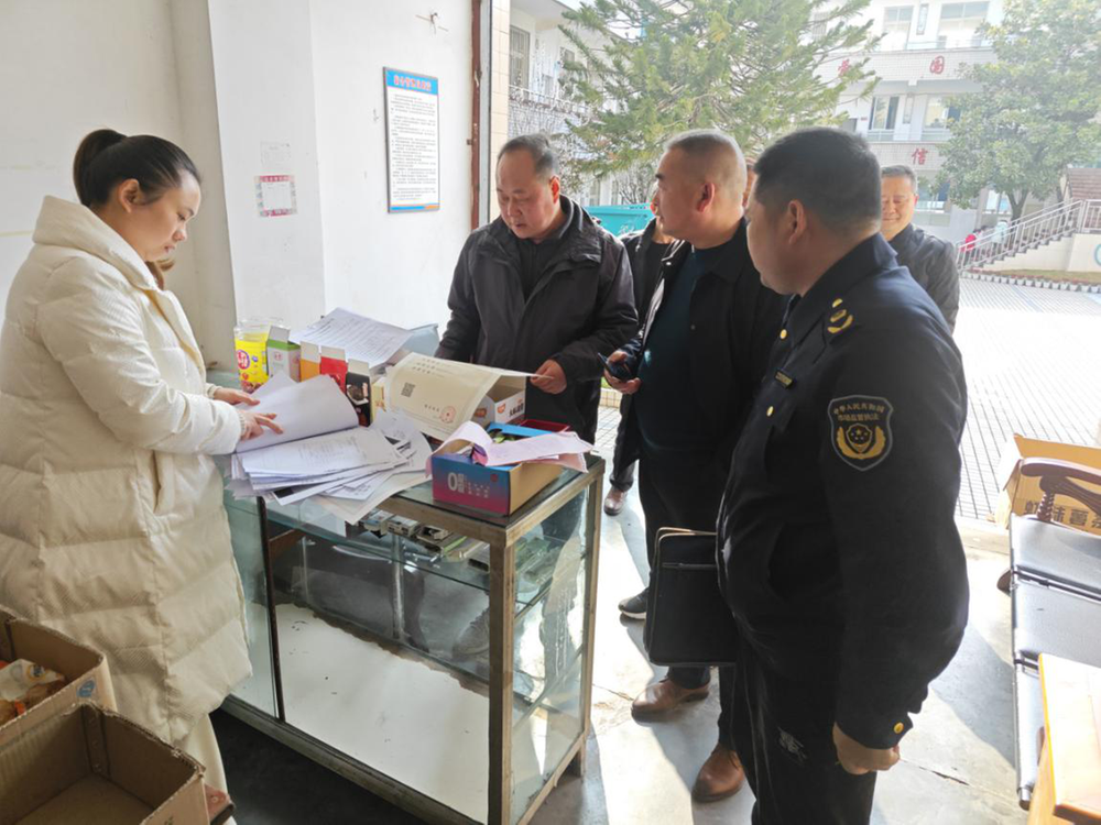 东坡区市监局开展校园小卖部食品安全专项检查