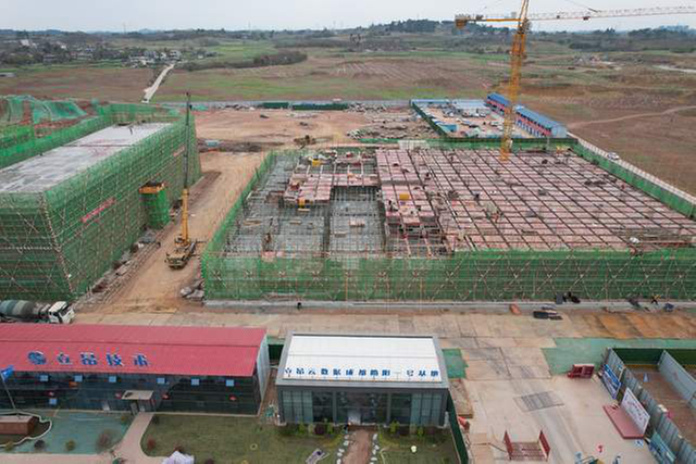 简阳大干快上“项”前冲