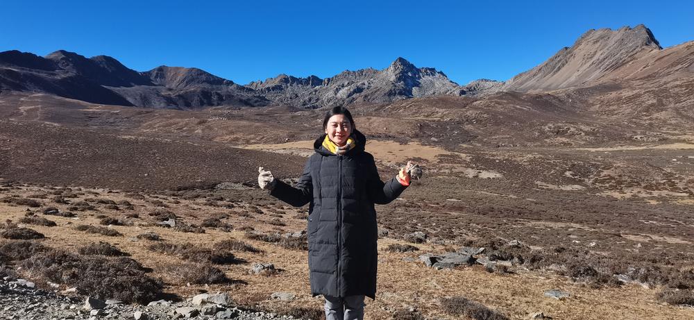 致敬“她”力量