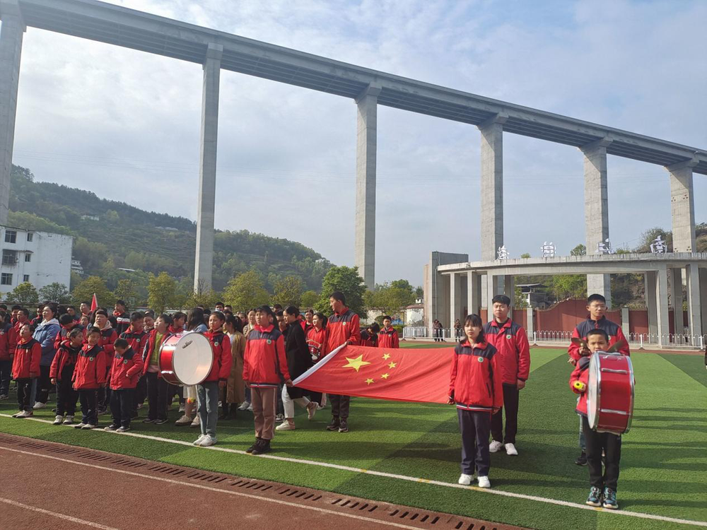 南江县特殊教育学校举办第五届趣味运动会