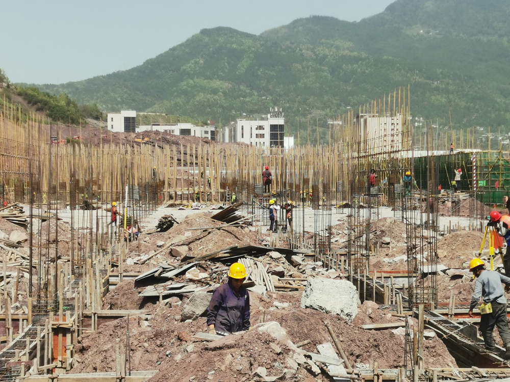  “网眼看巴中”主题采风活动走进南江县