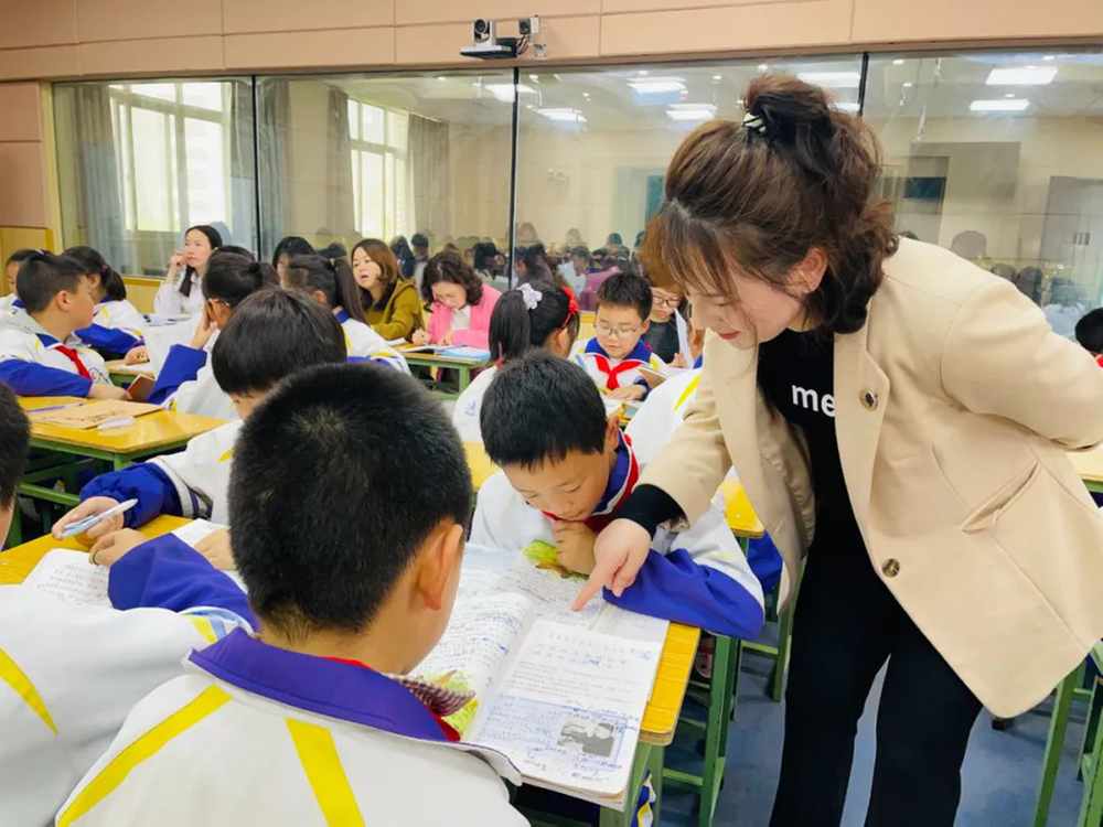 通江县第六小学开展赛课活动