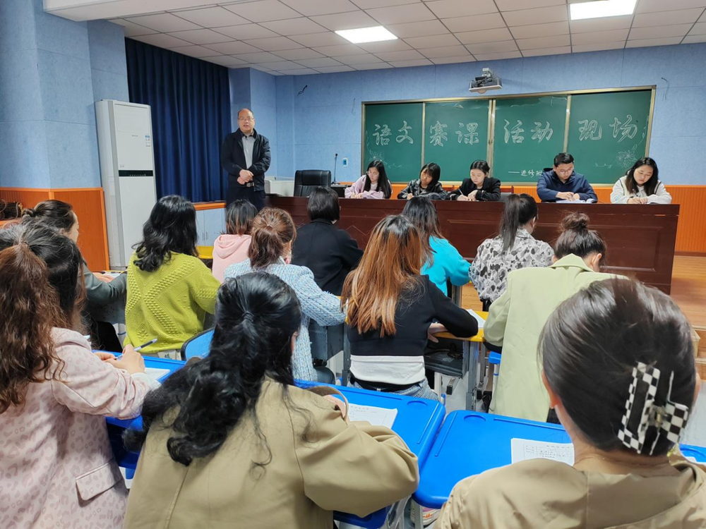 巴州区教师进修校附属小学开展“高效课堂”赛课活动