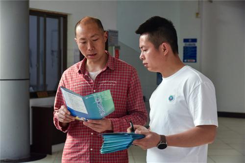 洪雅县举办2023年返乡农民工专场招聘会