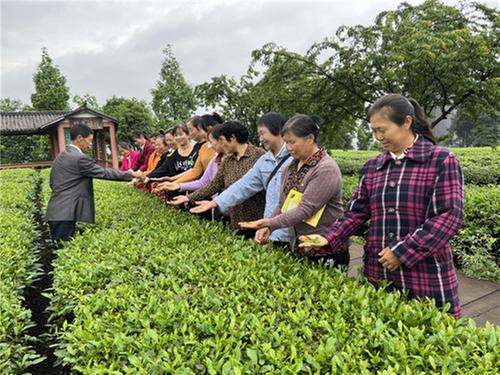 全民“享”“悦”读  “书香洪雅”加速奔跑