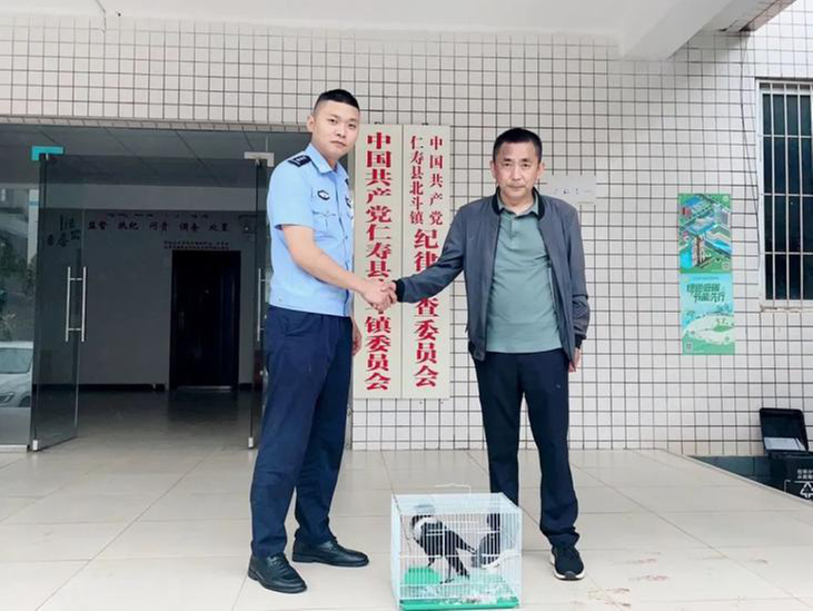 眉山天府公安“生态警长”：守护新区绿水青山