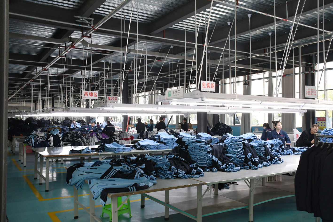 广安区：引进产业项目  助推经济发展