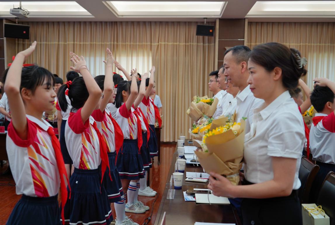 安州区2023年全国科技工作者日座谈会召开