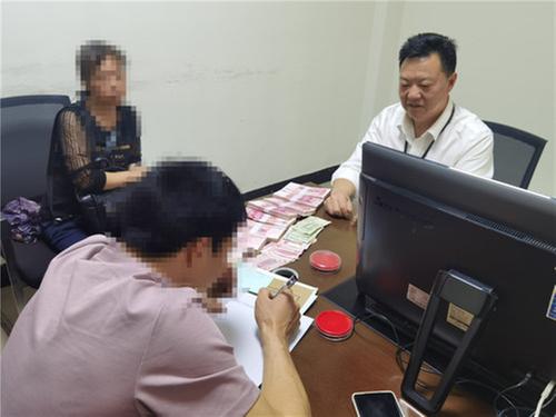 老人骑三轮车撞伤人后怎么执行？