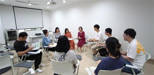 简阳市人民医院专硕研究生教学工作，获成都医学院研究生院调研组肯定