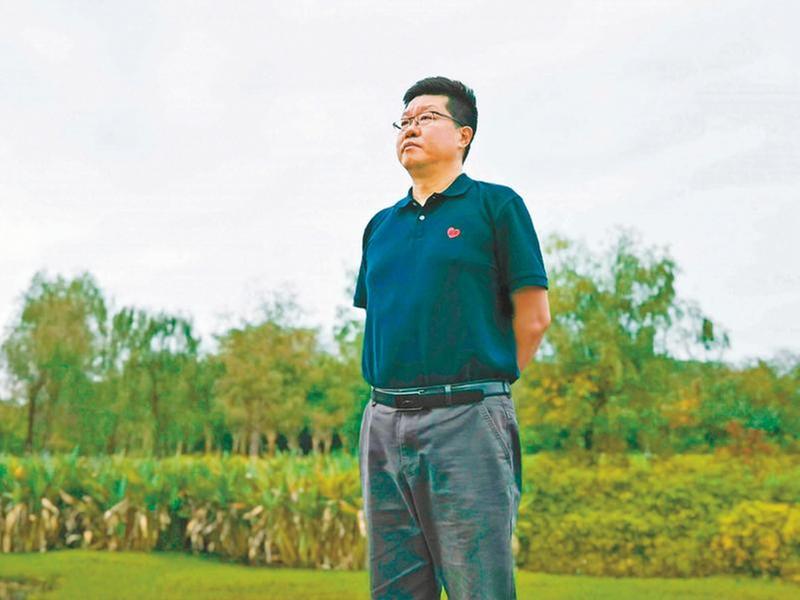 夏晖：推进实验与信息中心建设，服务教育教学