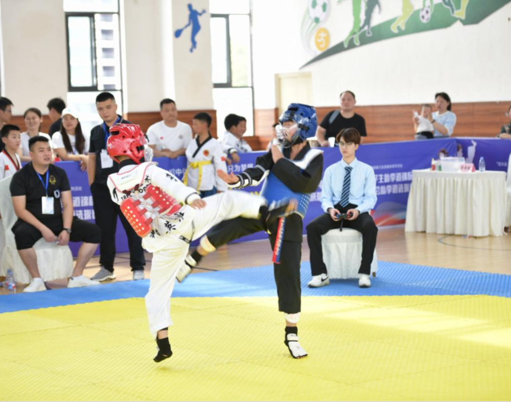 简阳：遇见大运 活力少年热力值拉满