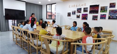 青神县：亲子共阅读 书香伴成长