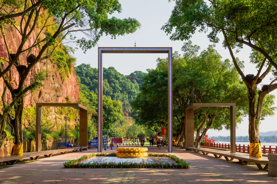 乐山大佛被卖了？官方回应