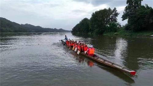 青神县：文旅融合焕活力 水上运动火出圈 