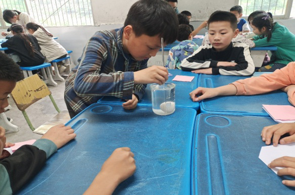 雷波县2023年科技活动周系列活动顺利开展