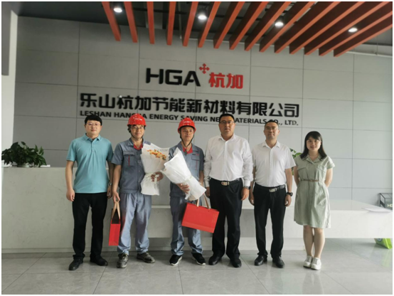 乐山市市中区领导走访慰问一线科技工作者