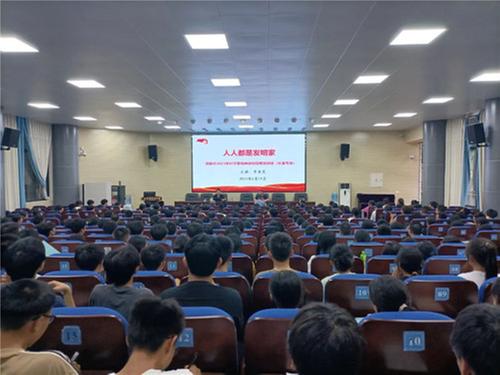 真正的“偶像”来了