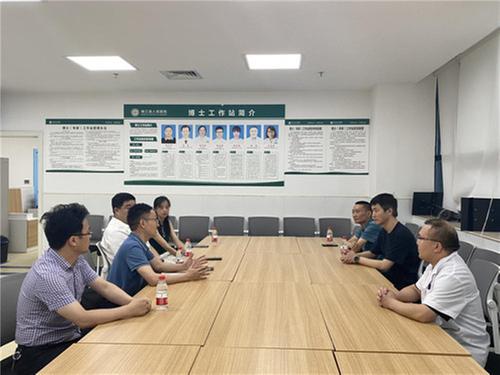 巴中市科协到南江县调研院士(专家)工作站创建工作