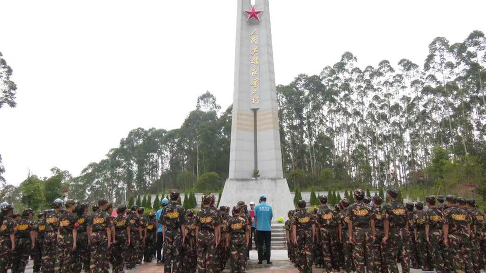 传承红色文化 树立强军志向——青神县开展2023年暑假军事夏令营活动