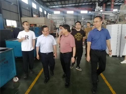 绵阳师范学院博士团队赴乐至调研