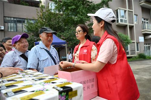 内江东兴区：创文“有奖竞答”提升文明素养