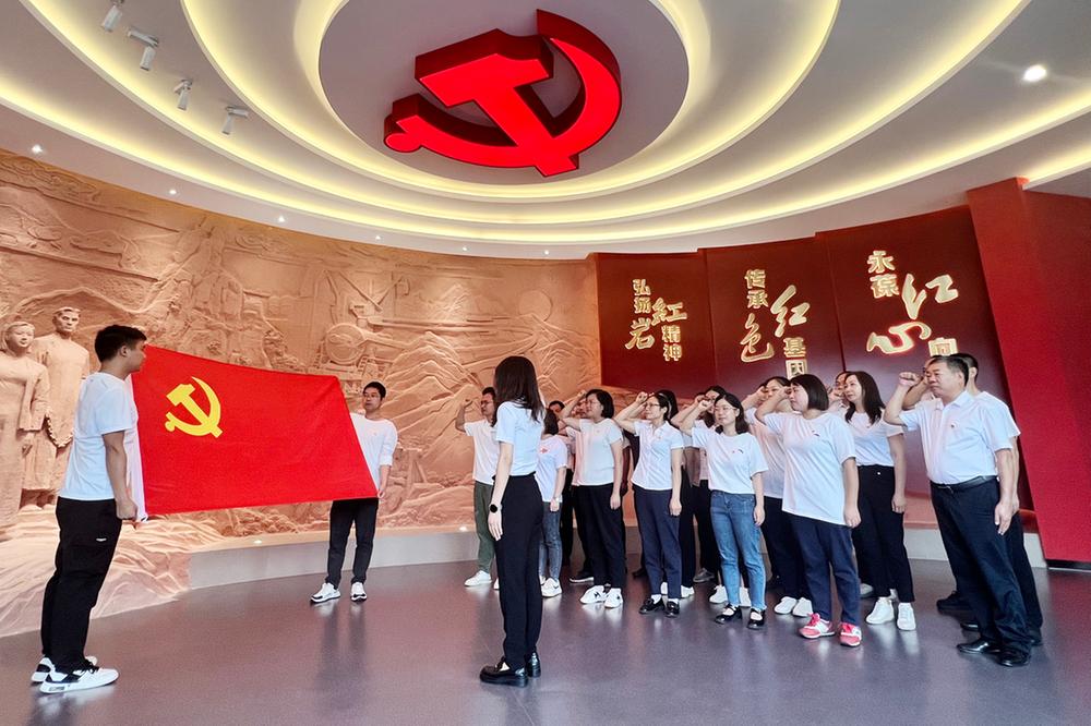 前锋区大佛寺街道党工委迅速掀起第二批主题教育热潮