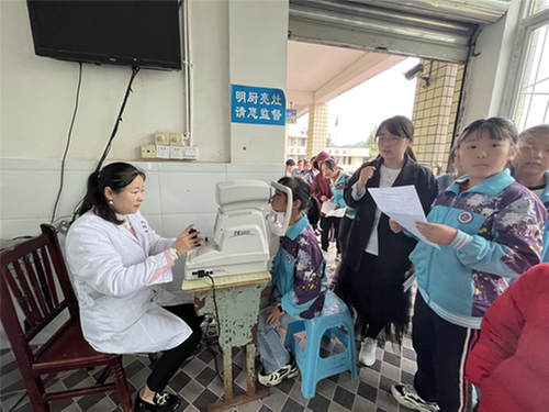 南江县沙河镇乐坝小学关爱学生视力健康