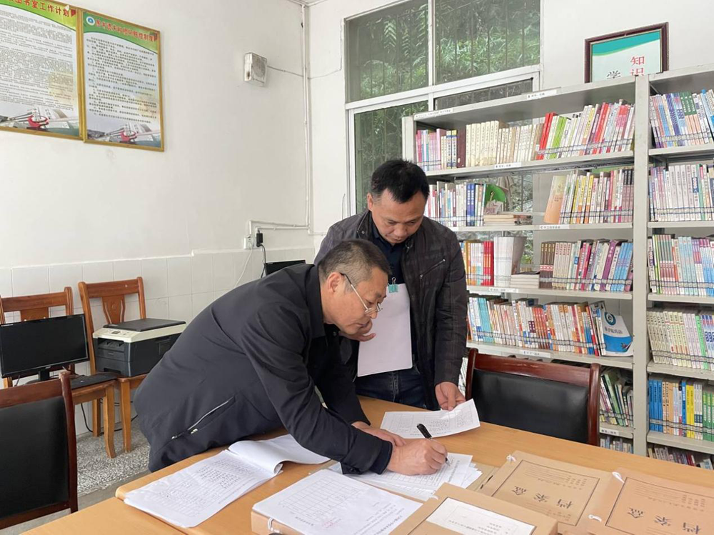 南江县大河镇小学扎实开展教学常规督查工作